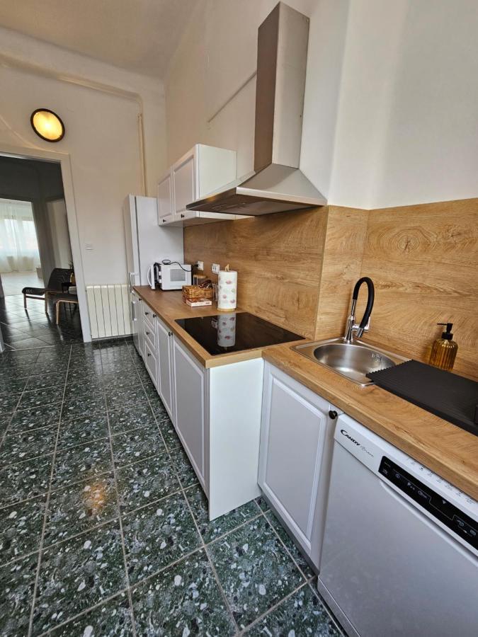 Giardini Panorama - Penthouse In The Heart Of Pula Apartment Екстериор снимка